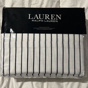 Lauren Ralph Lauren Queen Set